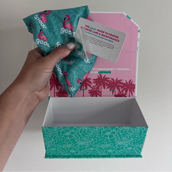 Goodr Nuclear Gnar Glasses - Picture 8 of 10